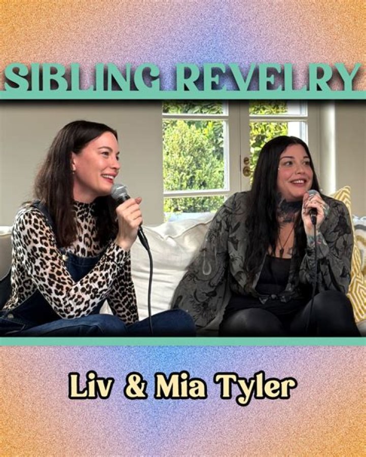 Are Jenna And Liv Sisters?