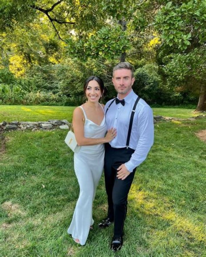 BlogPaper | Billy Kametz- Wiki, Age, Wife, Height, Net Worth, Career