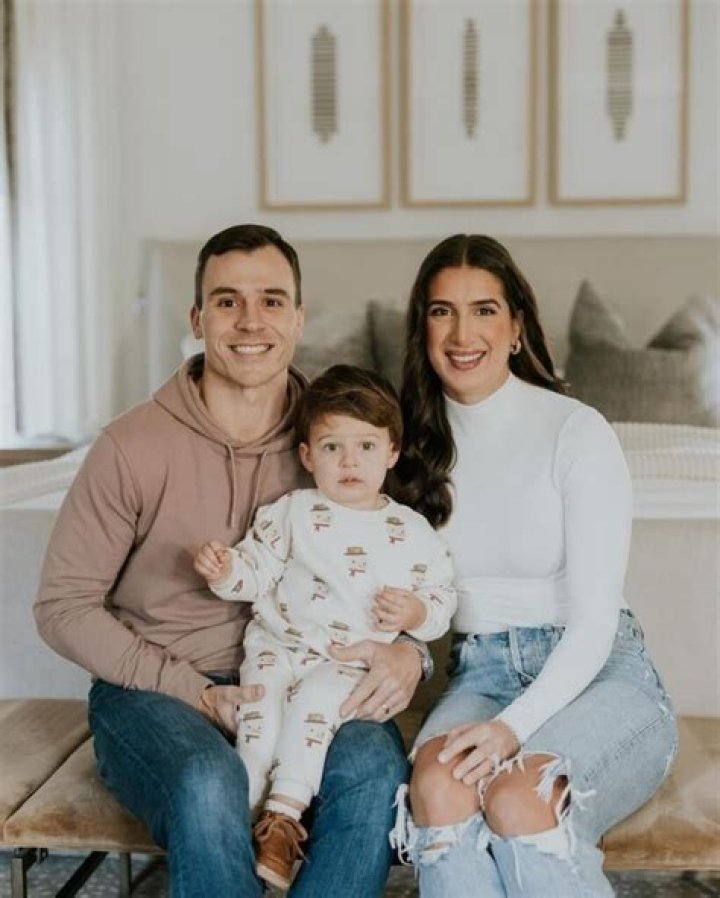 Brittany Xavier Bio, Wiki, Age, Height, Husband, Daughter, Blogger and Net Worth
