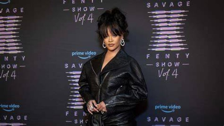 Celebrate Rihannas Super Bowl With Official Fenty Merch