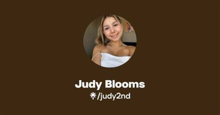 Daisy Blooms' Leaked OnlyFans Content