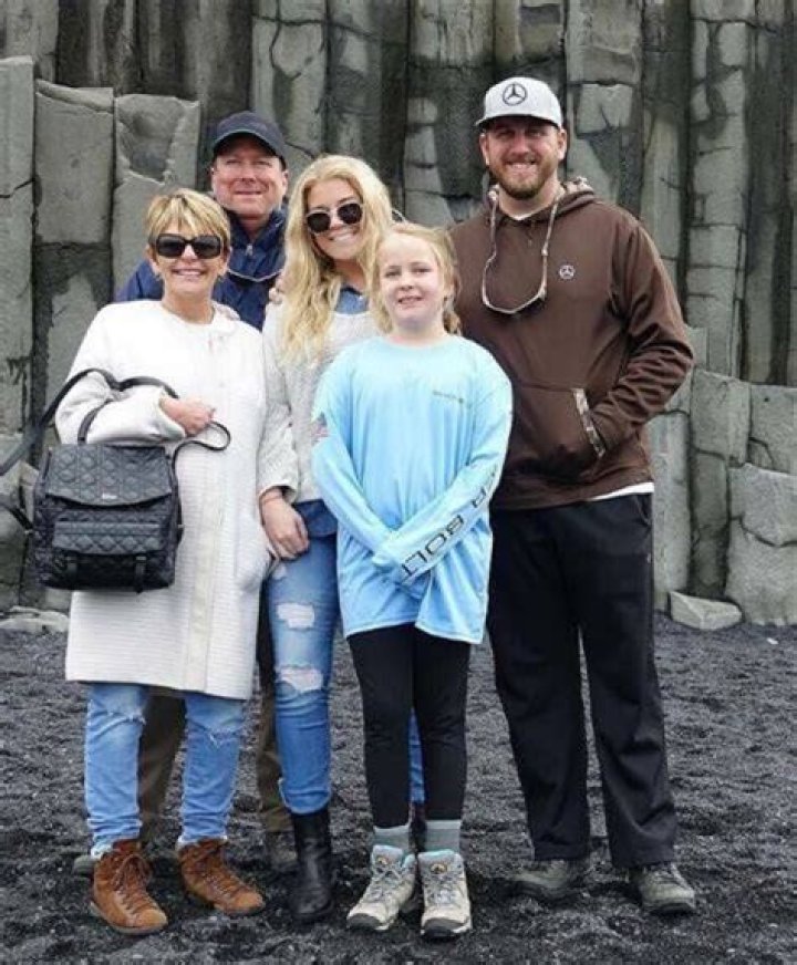 Madelaine Brockway Parents: Meet Bob And Mother, Paula Brockway