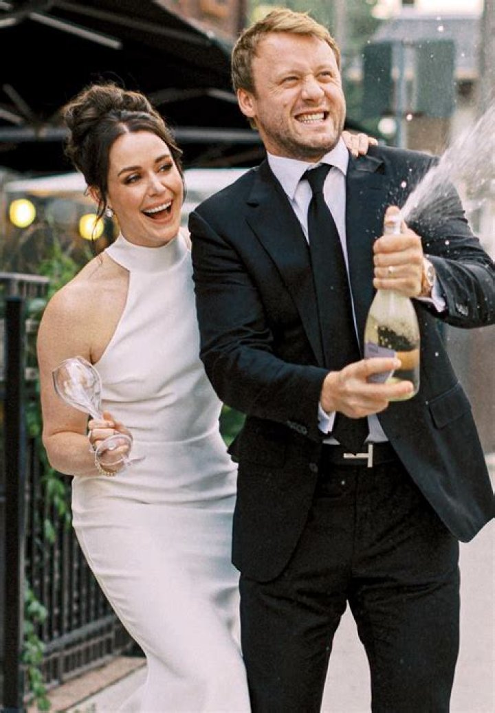 No, Tessa Virtue And Scott Moir Are Not Married! Everything On Tessa’s Husband And Net Worth
