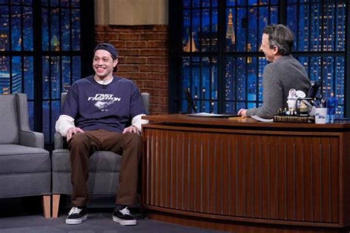 Pete Davidson Laughs As Count Chocula During Aunt Jemima Sketch Hollywood Life ·