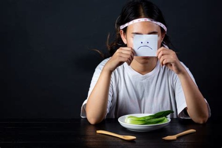 Terungkap Rahasia Gangguan Makan Emma Hernan